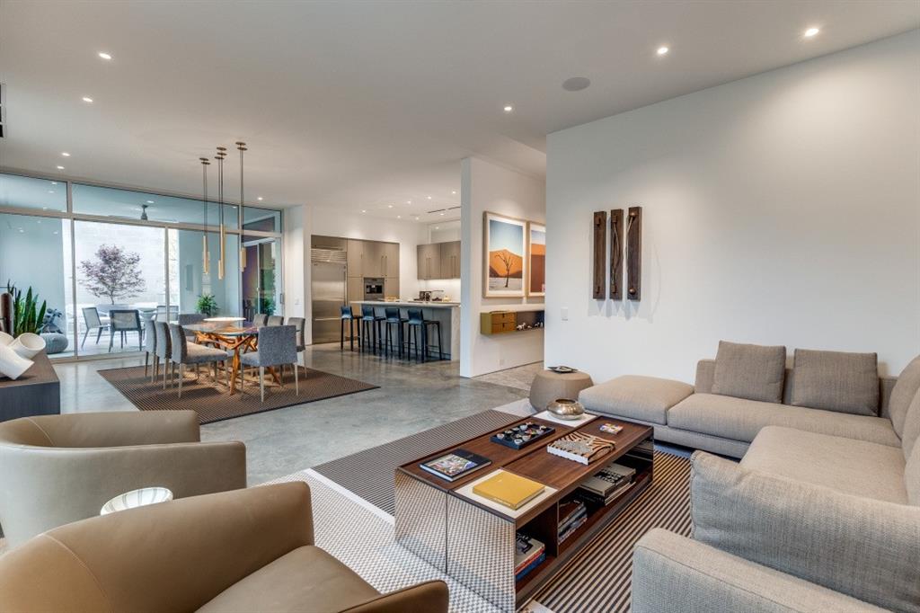 3740 Holland Avenue #2D
