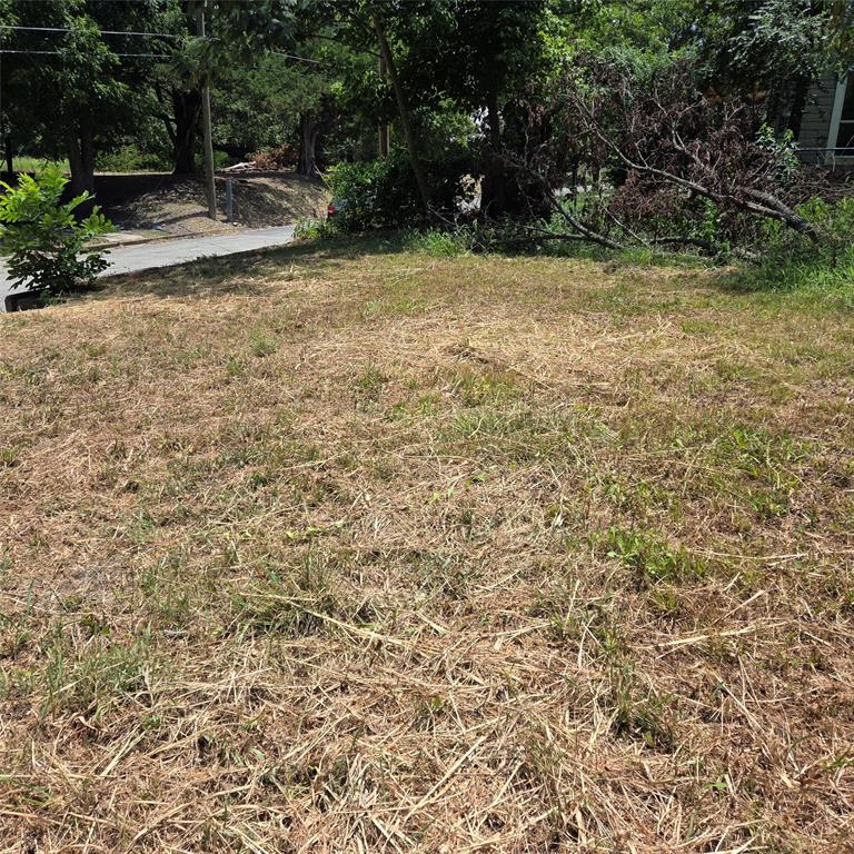 Reich Addn, Block 3, Lot Pt of 2 - Land