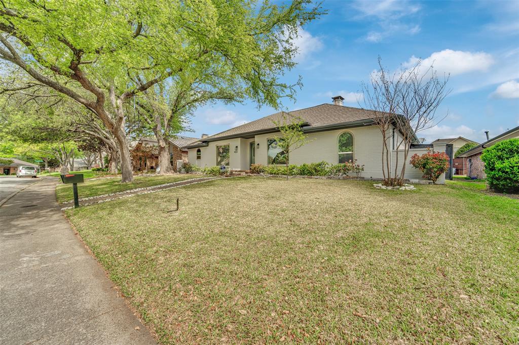 9511 Robin Meadow Drive