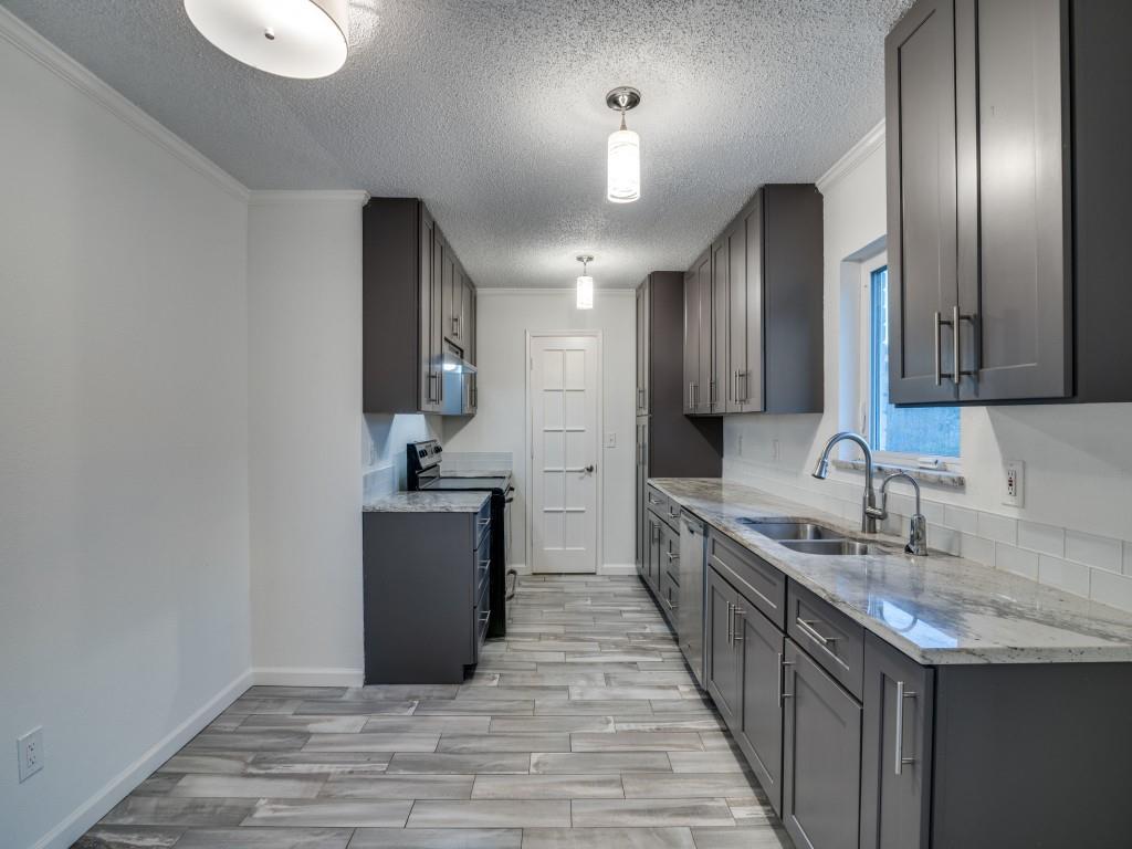 Village North 3 - Residential