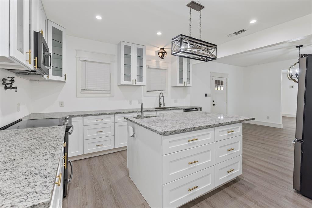 Jenkins L R Add - Residential