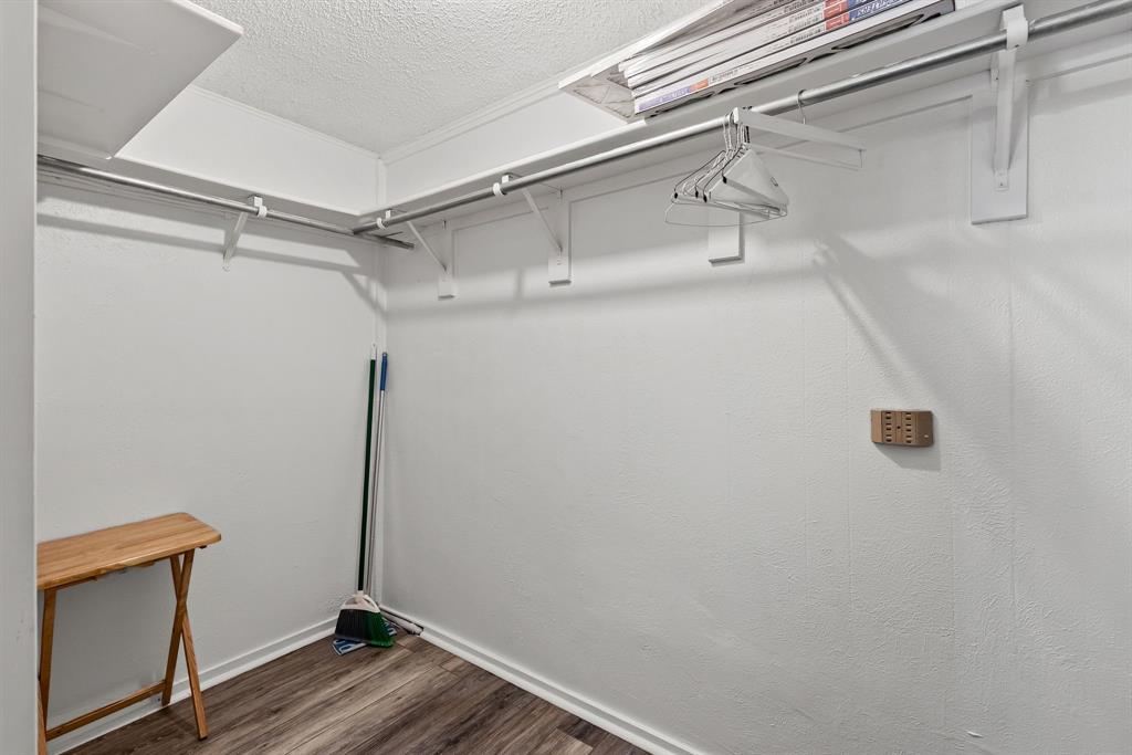 Jenkins L R Add - Residential