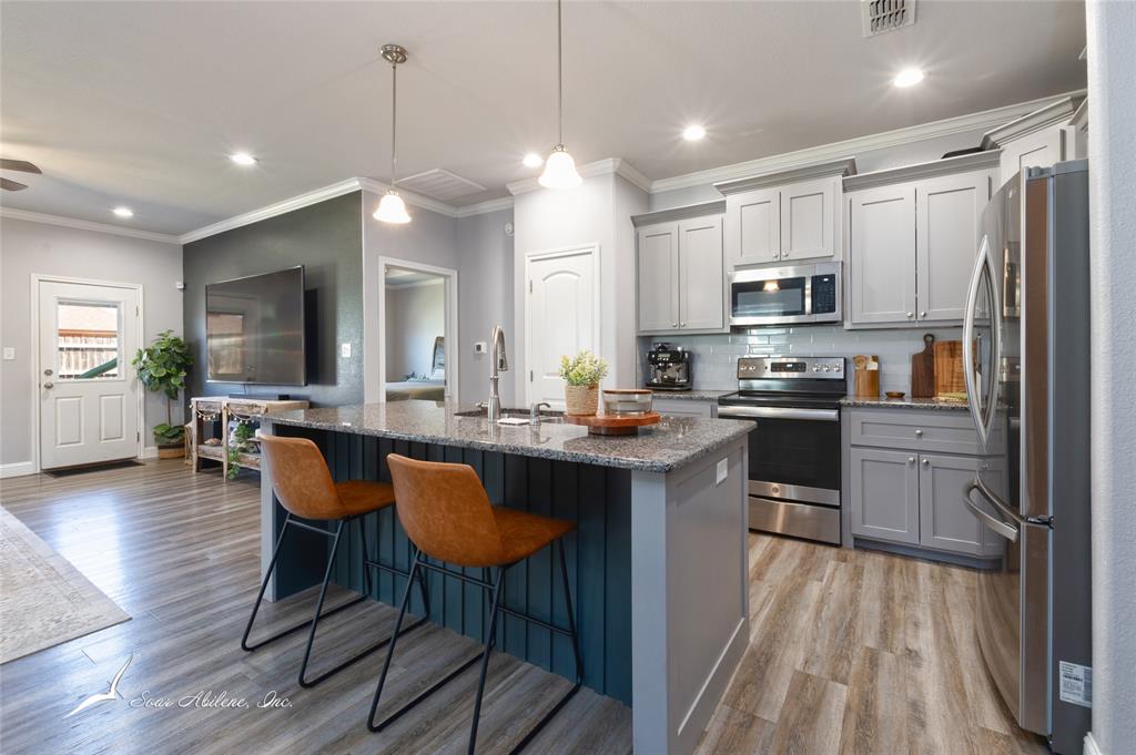 Abilene, Texas 79606, United States, 3 Bedrooms Bedrooms, ,3 BathroomsBathrooms,Residential,Active,91073