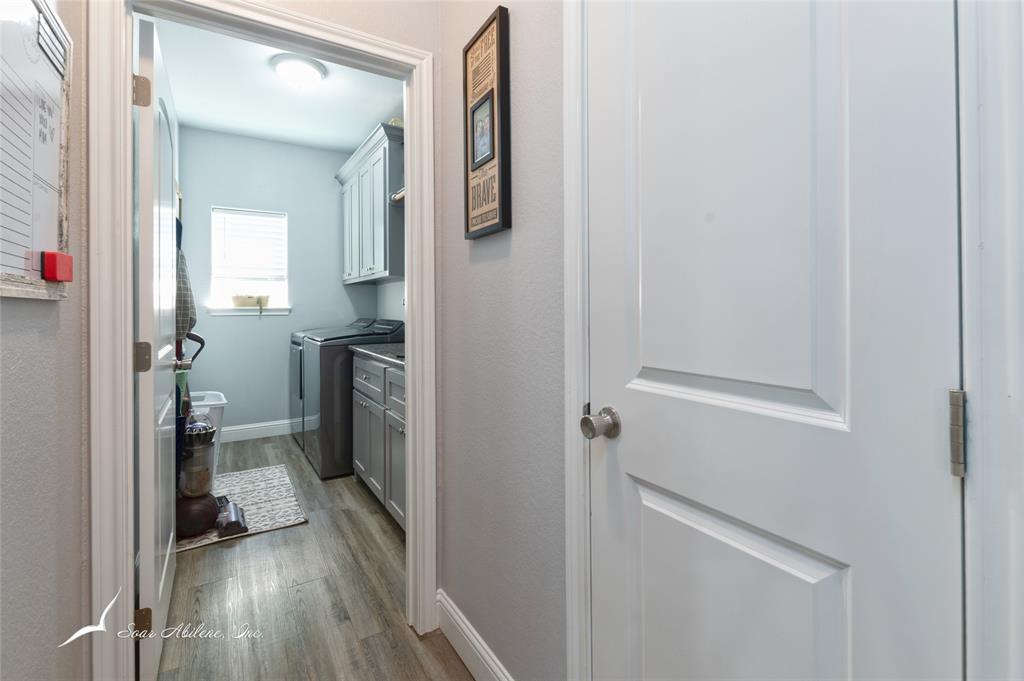 Abilene, Texas 79606, United States, 3 Bedrooms Bedrooms, ,3 BathroomsBathrooms,Residential,Active,91073