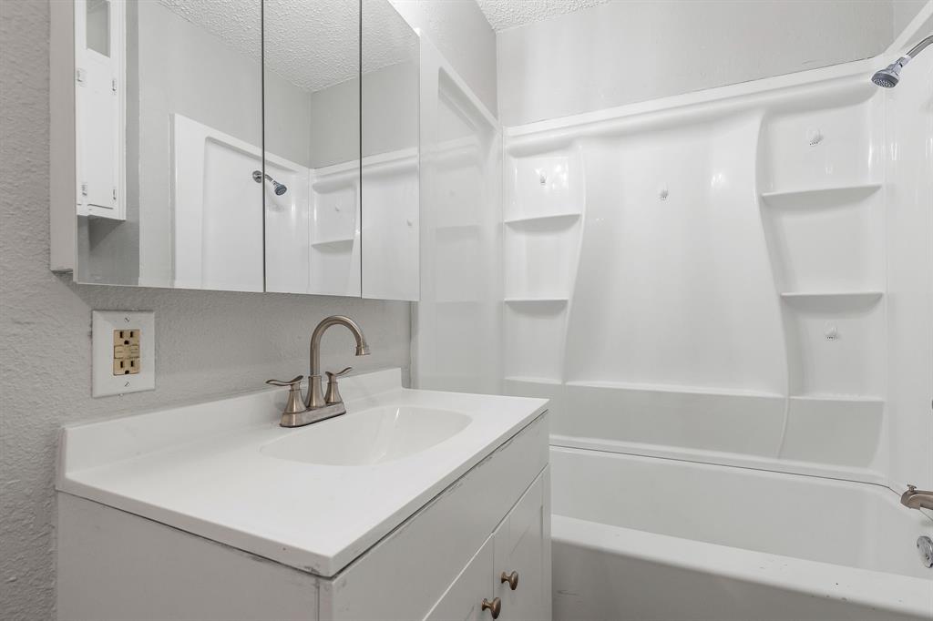 Fixtures & Security Agreemen - Residential