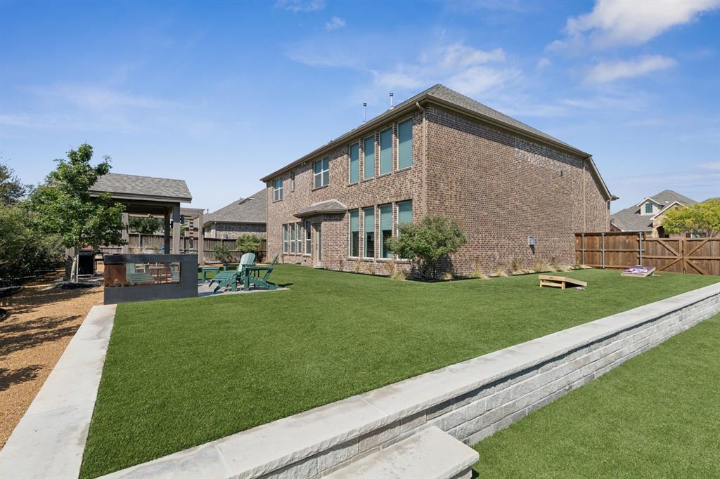 1301 Grapevine Cove