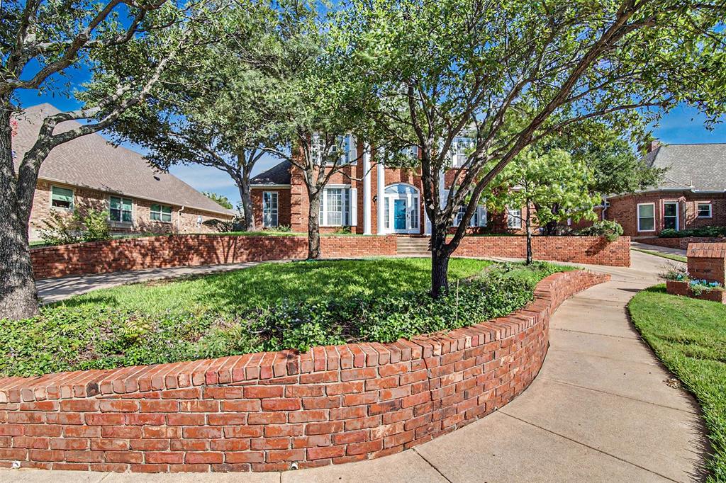 6 Grant Place