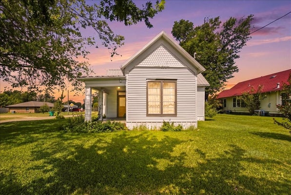501 N MIGNONETTE ST, KOSSE, TX 76653 - Image c0e6ad56b8fc4121f28f4ff2e51175be/1030700621