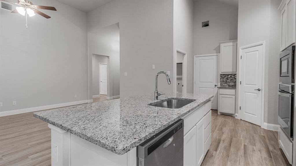 Treeline - Residential