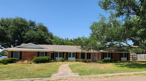 A home in Mexia