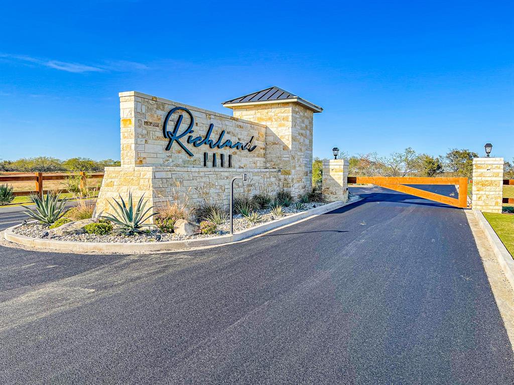 Richland Park - Land