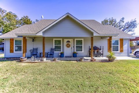 408 Pecan Tree Court Poolville TX 76487