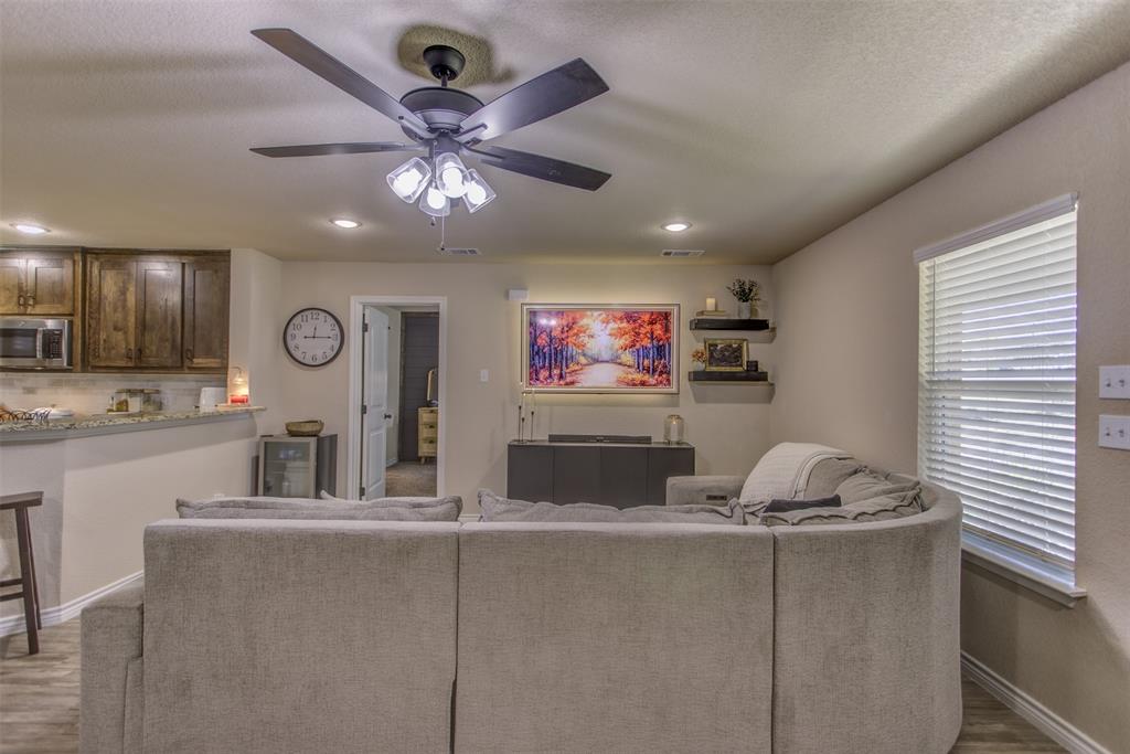 408 Pecan Tree Court