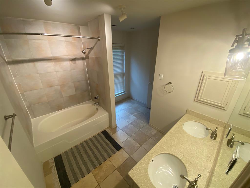 Parkwood Place Condos - Residential