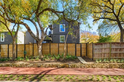 Photo of 4403 Buena Vista Street #6, Dallas, TX 75205 (MLS # 21133142)