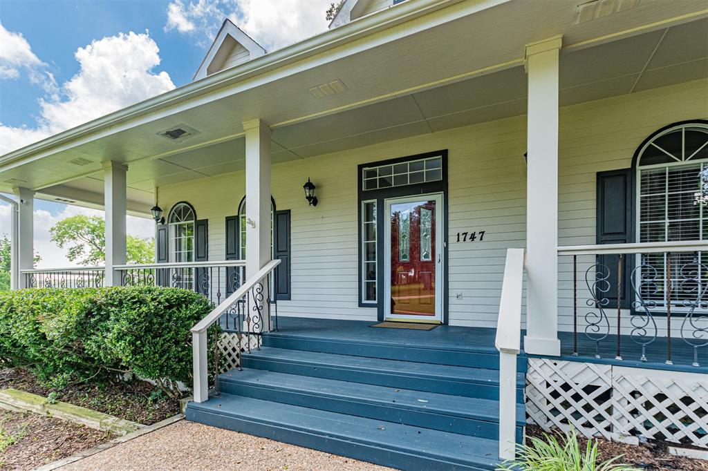 1747 County Road 1785