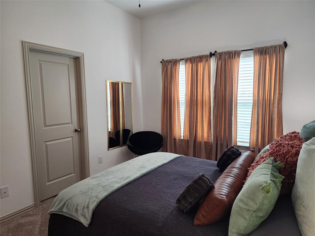 Heritage Village - Residential Lease