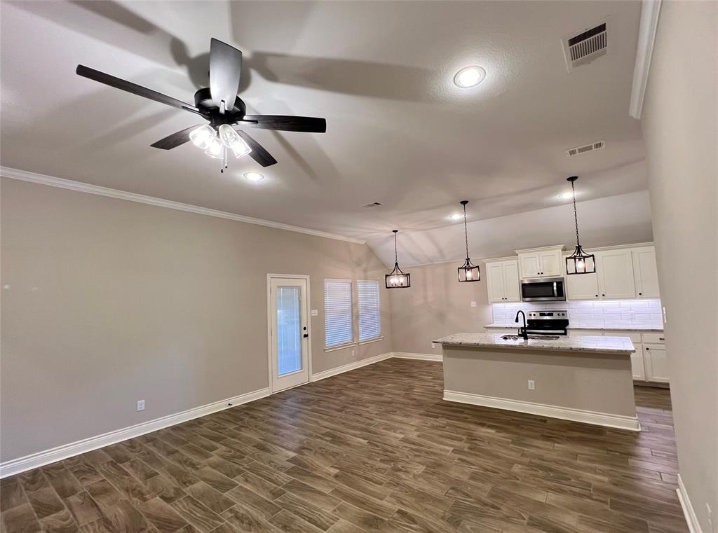 Stonewood Estate Phase 3 - Residential Lease