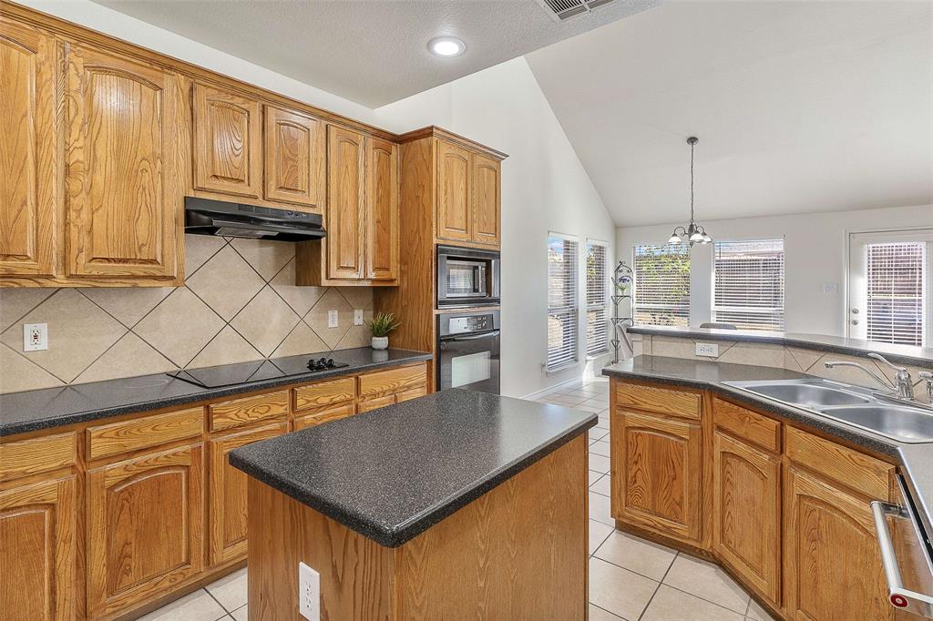 701 Setting Sun Trail