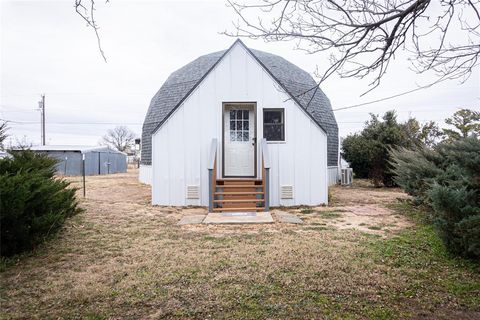 A home in Clyde