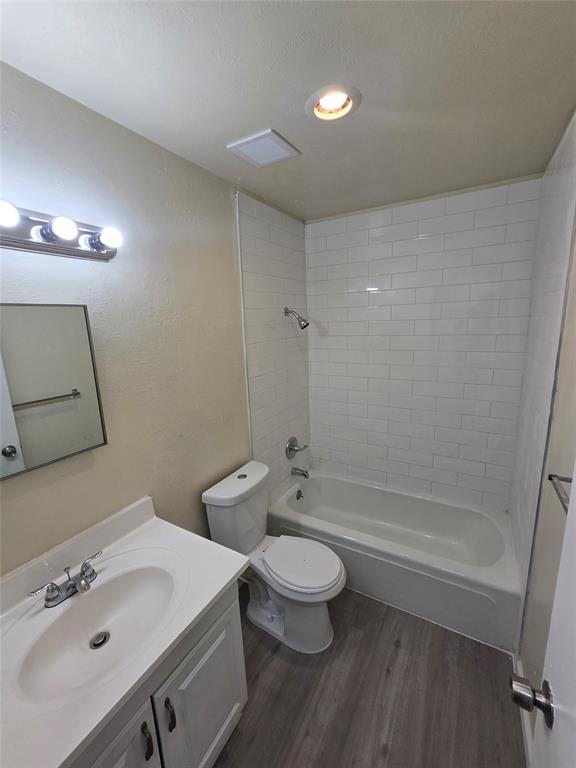 Lancaster Hills 06 - Residential Lease