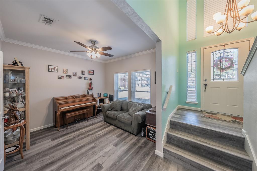 3820 Meadowmere Lane