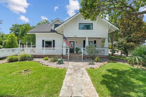 307 N Jackson Avenue Wylie TX 75098
