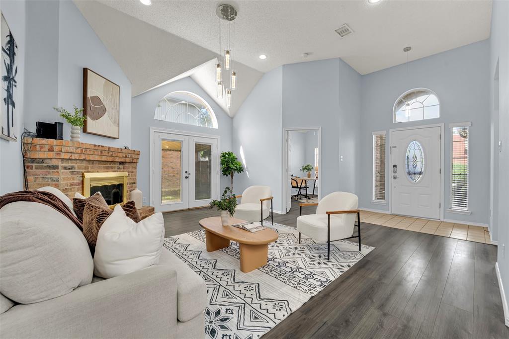 6601 Teresa Lane