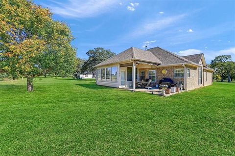 A home in Lake Kiowa