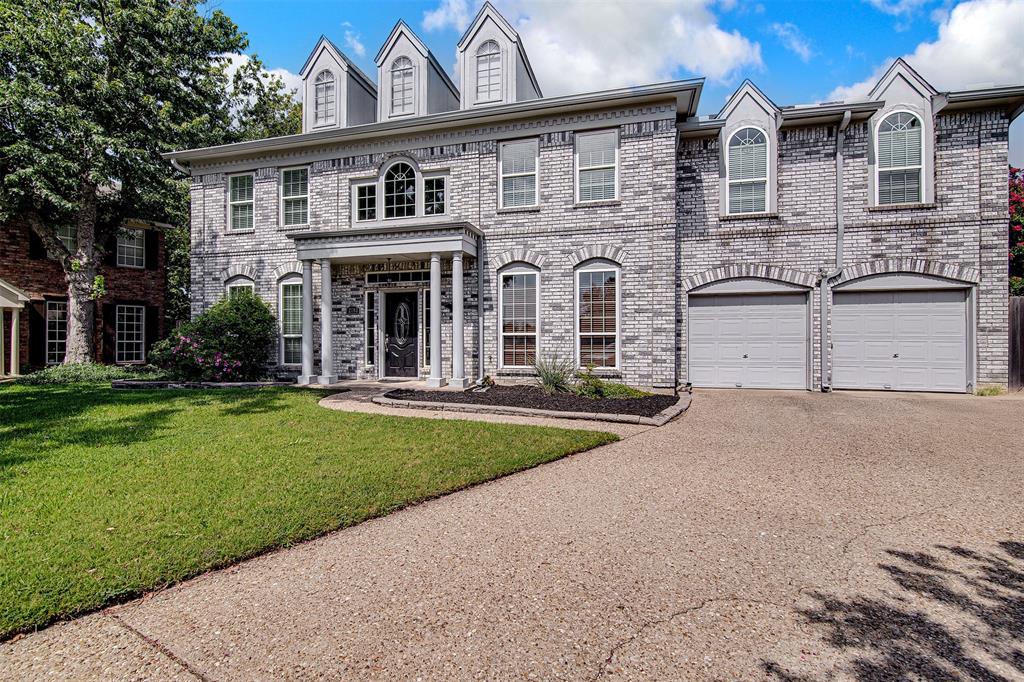 2703 Kingswood Court