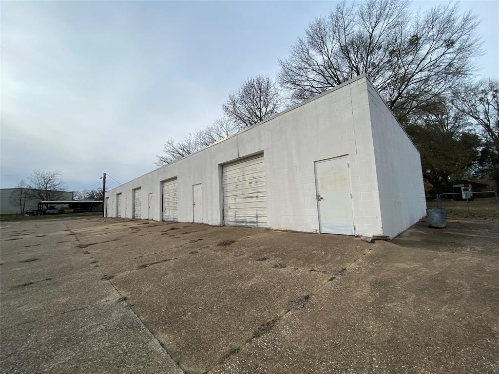 na - Commercial Sale