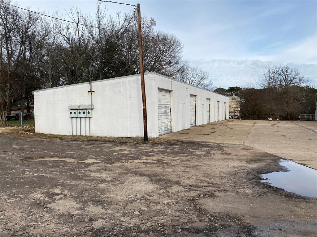 na - Commercial Sale