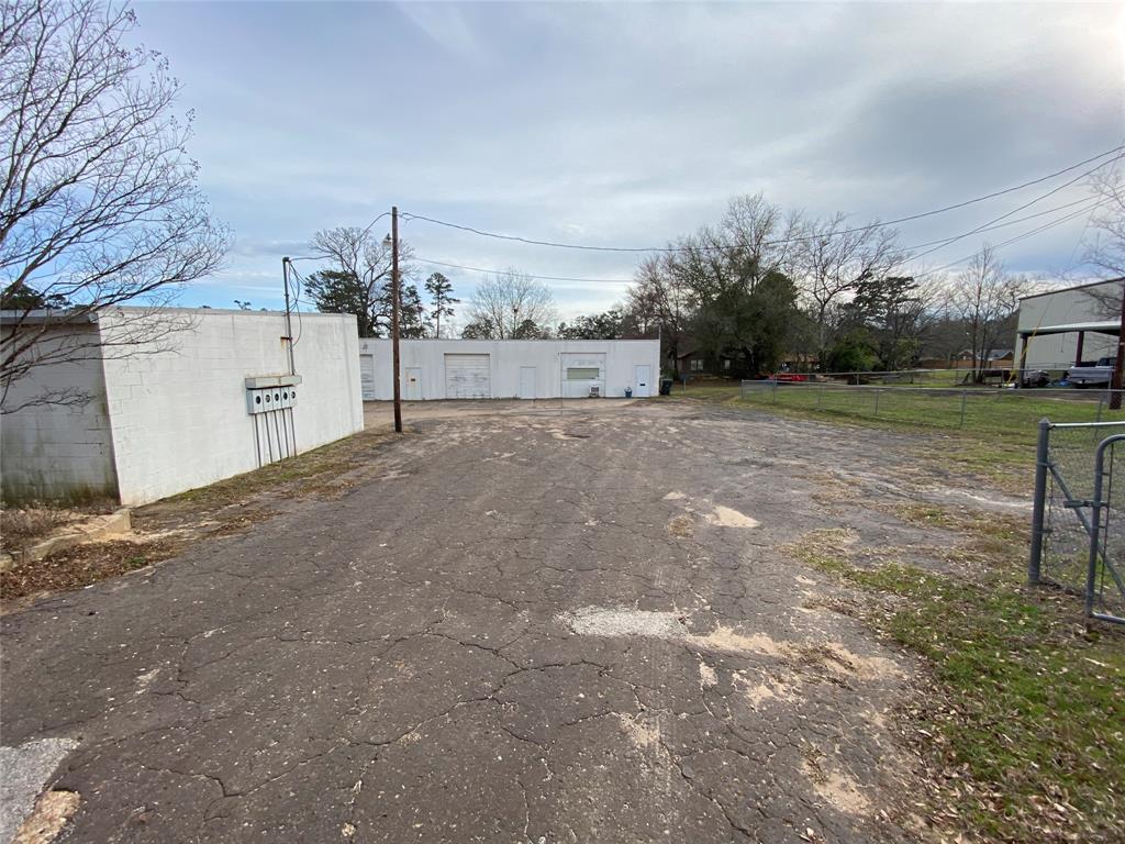 na - Commercial Sale