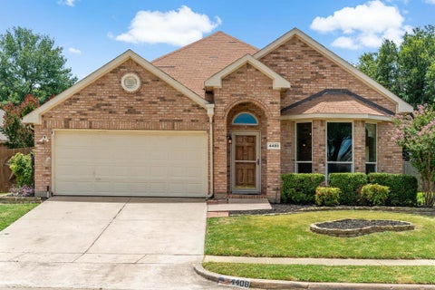 Photo of 4408 Spanish Oak Circle, Corinth, TX 76208 (MLS # 21408588)