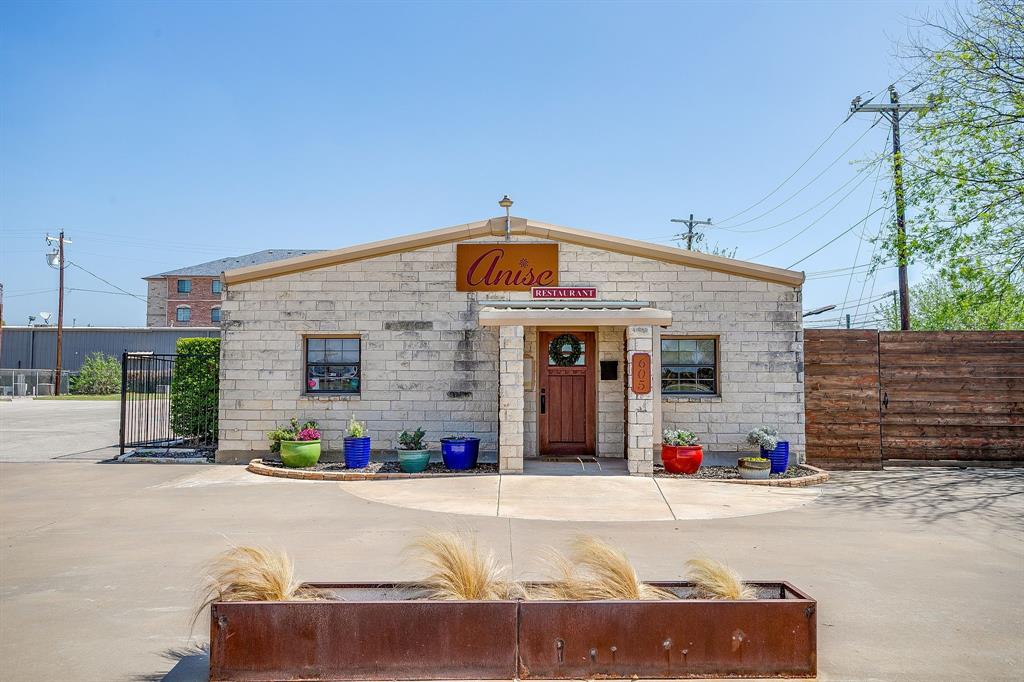 Southtown Plaza - Commercial Sale