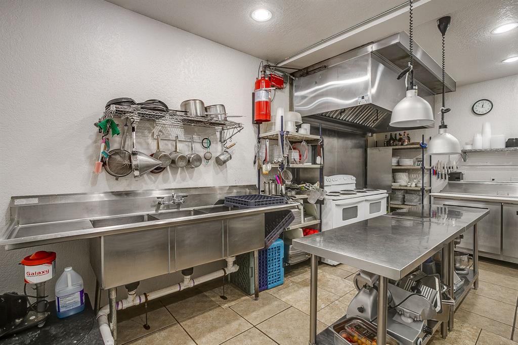 Southtown Plaza - Commercial Sale