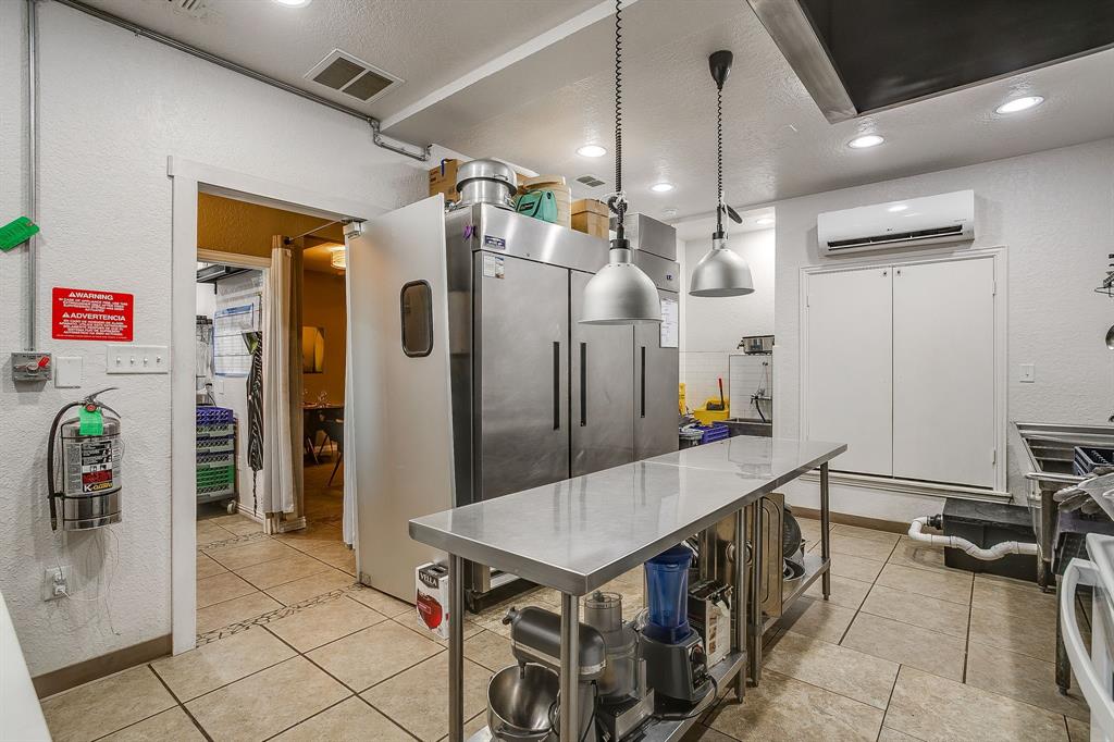 Southtown Plaza - Commercial Sale