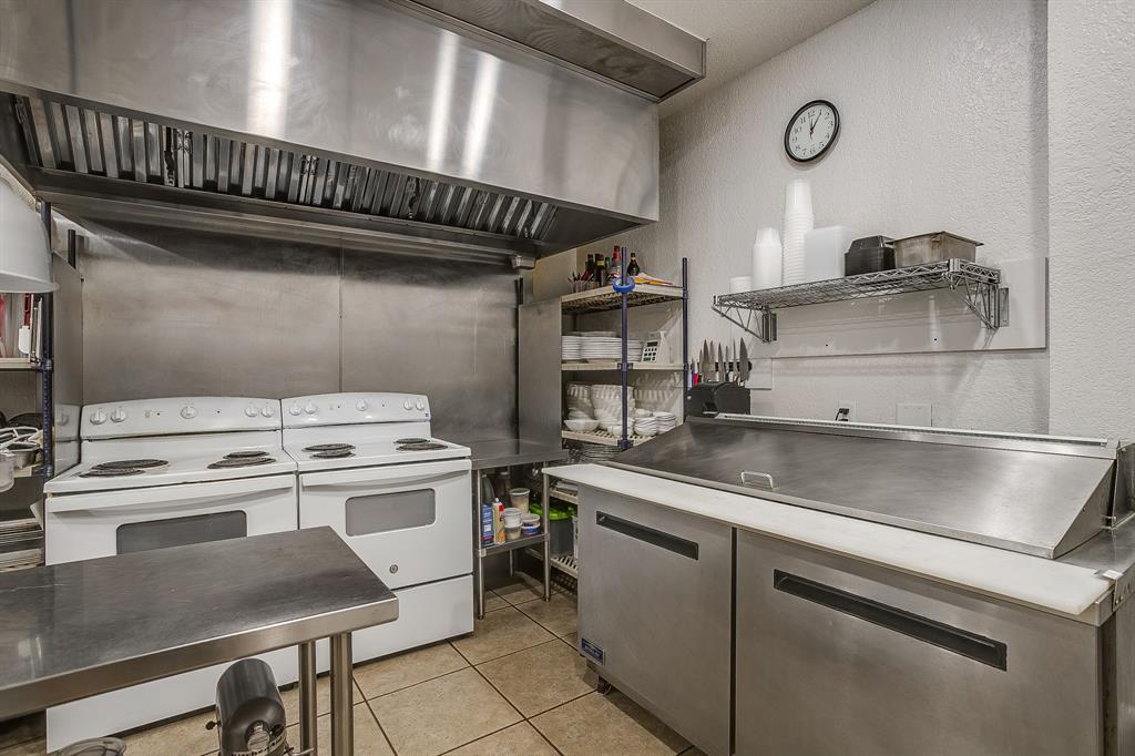 Southtown Plaza - Commercial Sale