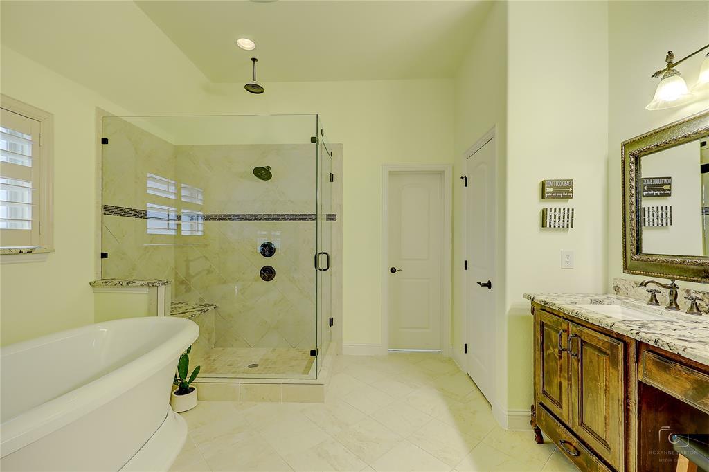 3878 Benchmark Ln, Frisco, TX, 75034, USA, 5 Bedrooms Bedrooms, ,6 BathroomsBathrooms,Residential,Active,3878 Benchmark Ln,21292366
