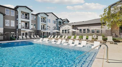 Photo of 4600 E McKinney Street #6118, Denton, TX 76208 (MLS # 21257423)