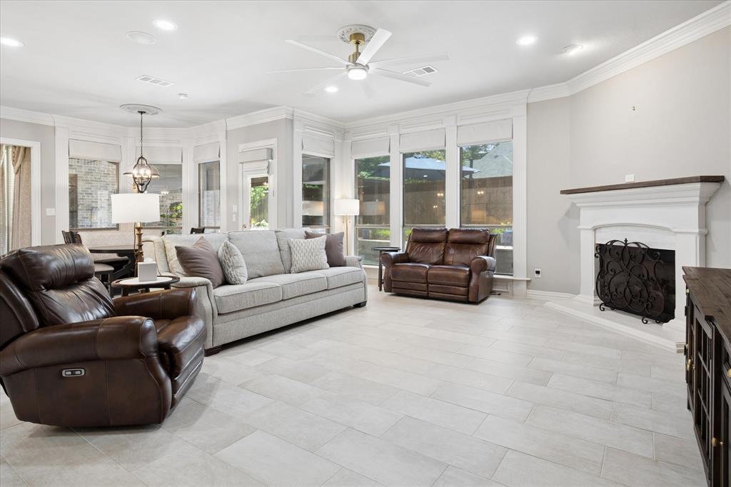 Twin Lakes - Residential