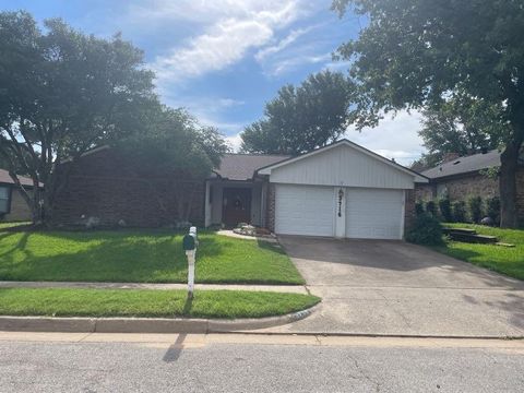 Photo of 3716 Murphy Drive, Bedford, TX 76021 (MLS # 21286333)