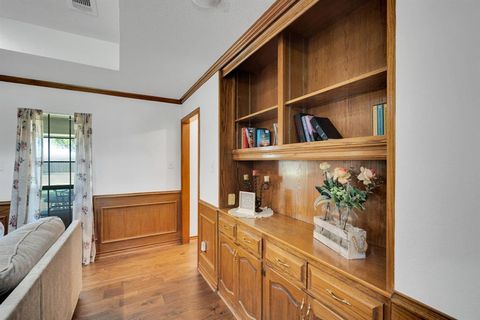 Tiny photo for 1320 Orchard Lane, Ennis, TX 75119 (MLS # 21101519)