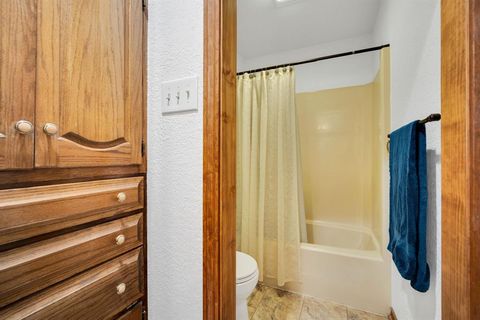 Tiny photo for 1320 Orchard Lane, Ennis, TX 75119 (MLS # 21101519)