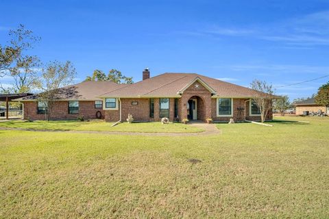 Photo of 1320 Orchard Lane, Ennis, TX 75119 (MLS # 21101519)