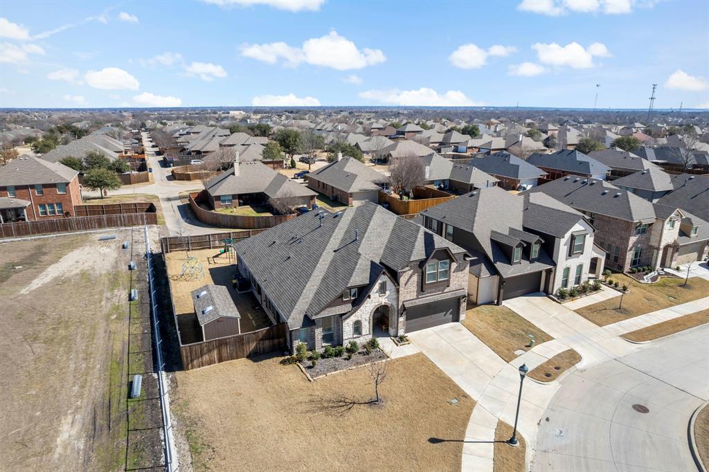 Emerald Vista Ph One - Residential