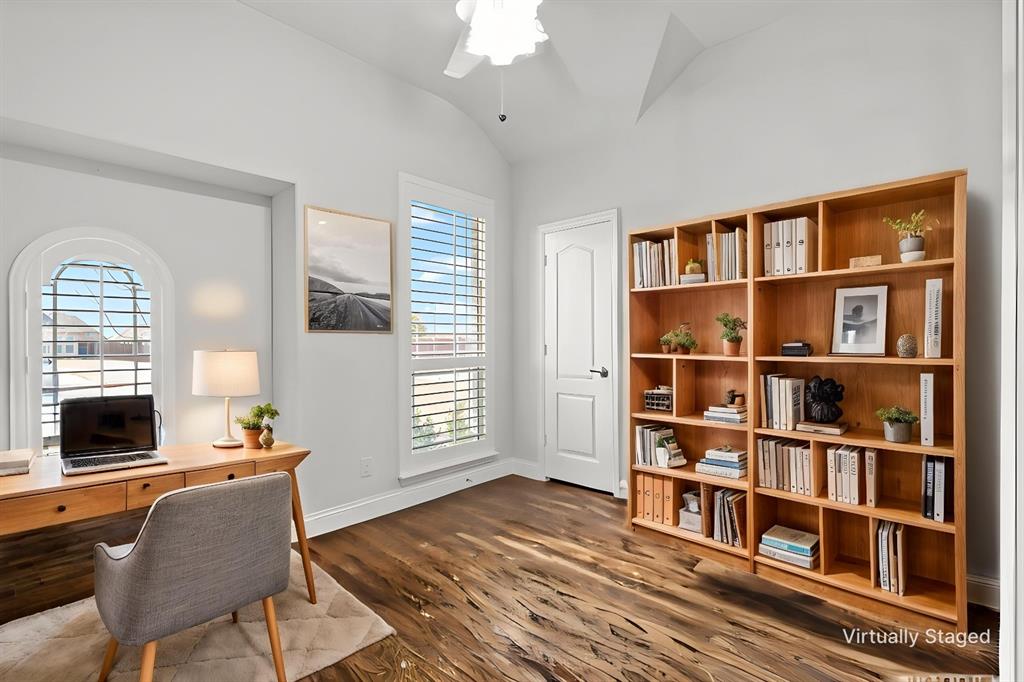1801 Emerald Vista Boulevard