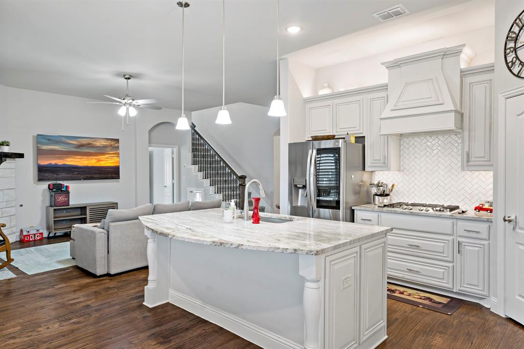 1801 Emerald Vista Boulevard