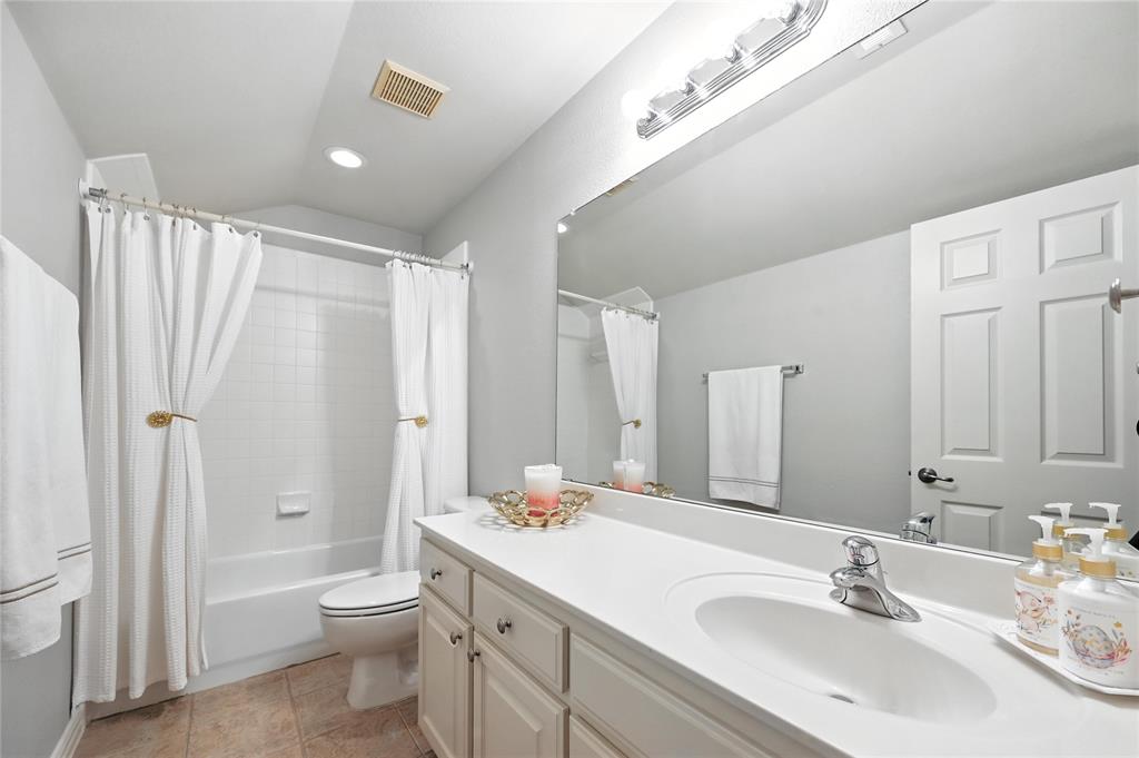 Murphy, Texas 75094, United States, 4 Bedrooms Bedrooms, ,3 BathroomsBathrooms,Residential,Active,178991