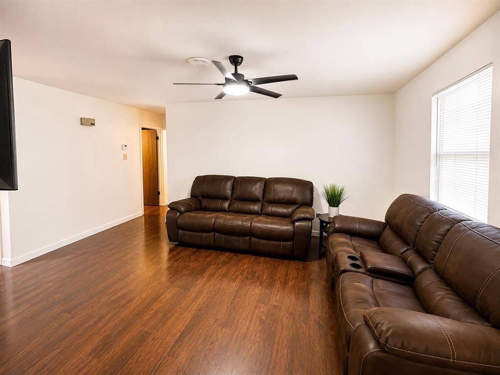 1217 Town Creek Drive